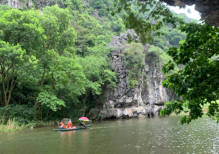 Tam Cốc – Vallée des Rizières et des Grottes, le Cœur Paisible du Vietnam