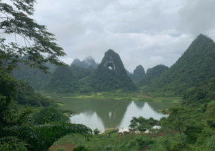 🏞️ Núi Thủng – La Montagne Percée, Joyau Insolite de Cao Bằng